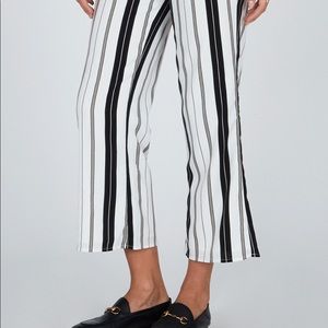 High Society Stripe Top & Crop Pants
AMUSE SOCIETY
